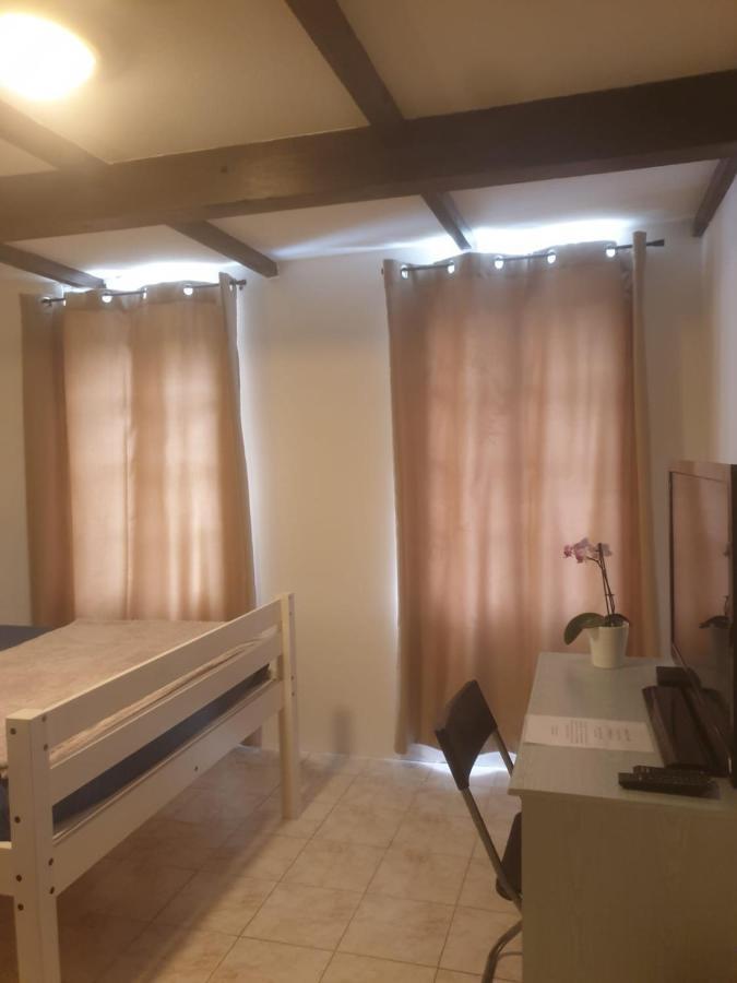 Chambre Independante A La Campagne Puycalvel Lautrec Екстериор снимка